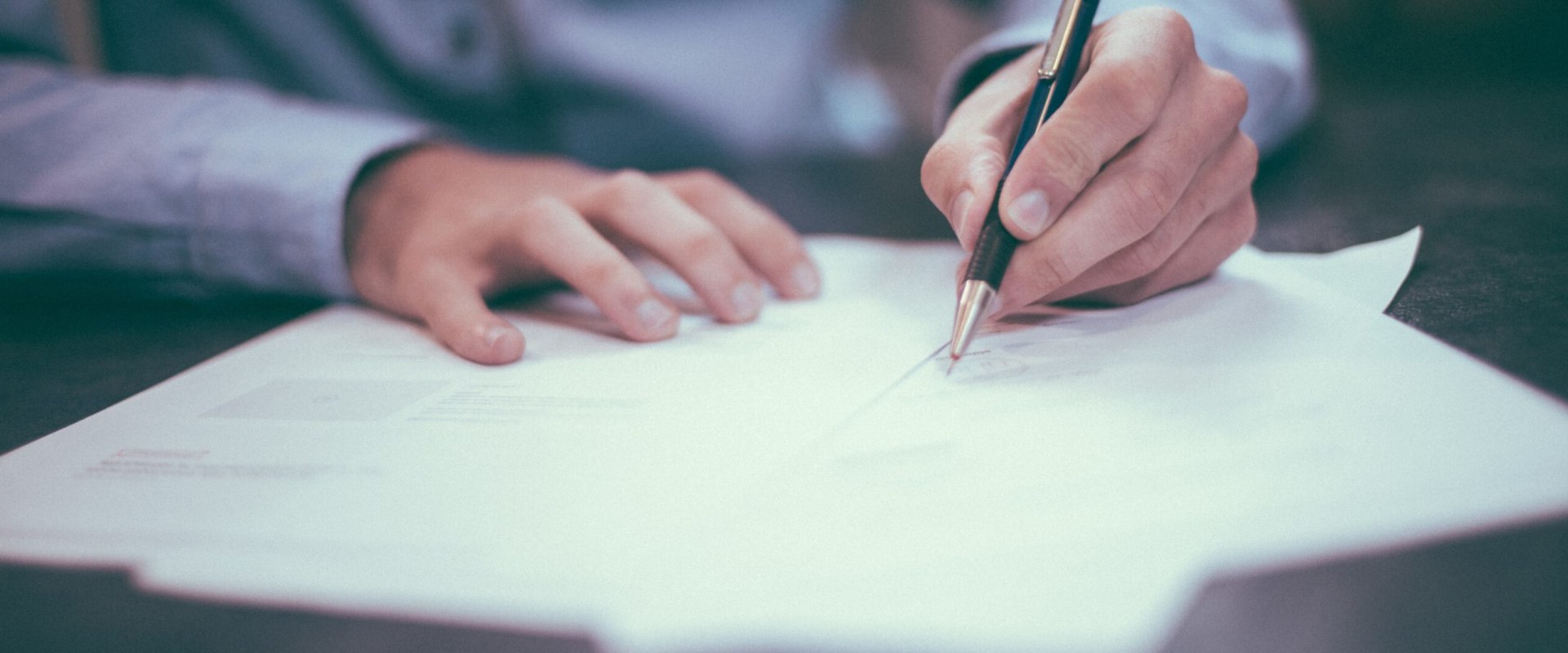 Essential Clauses to Consider in Your Home Improvement Contracts