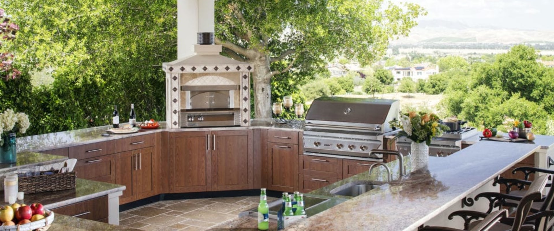 Designing an Outdoor Kitchen: What to Consider